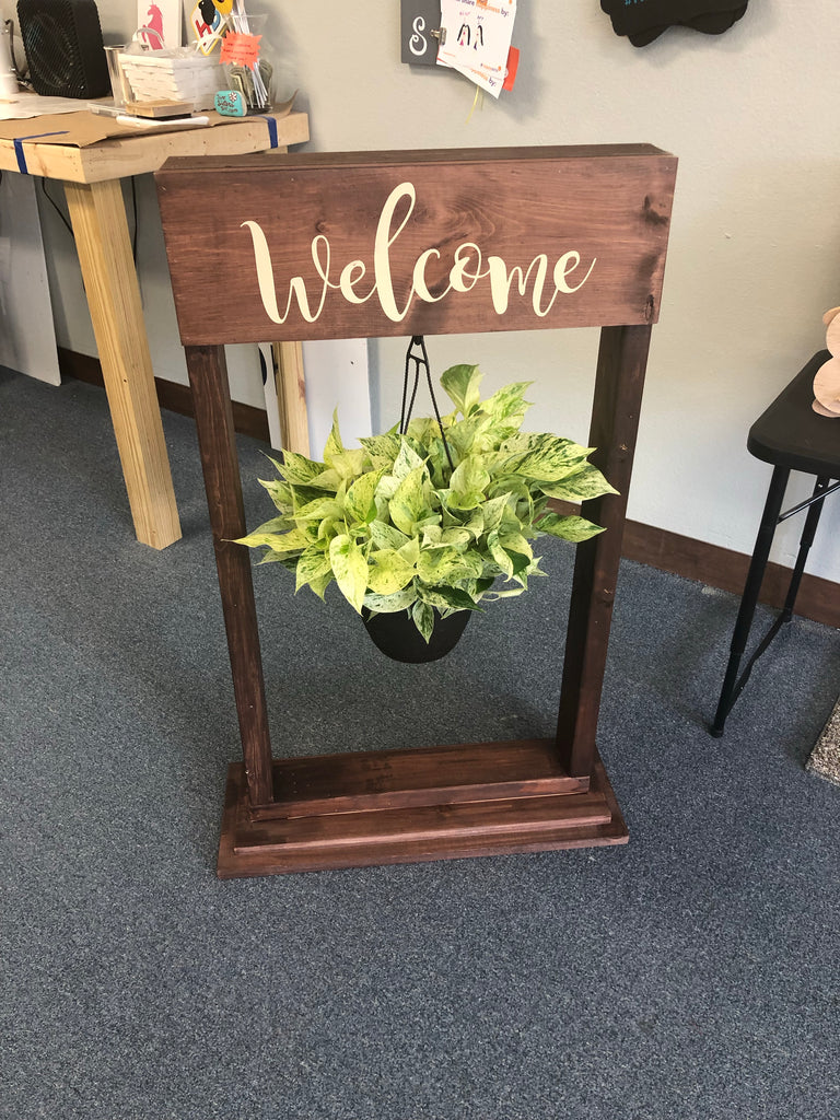 welcome sign plant hanger Decor